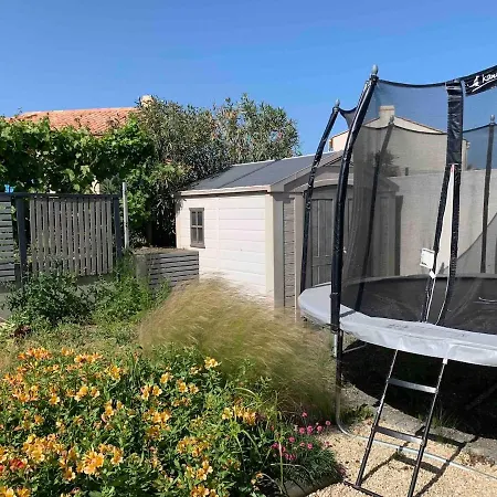 Avec Jacuzzi Proche De La Plage, Velo A Disposition